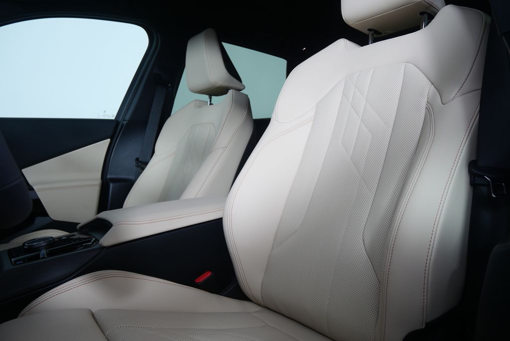 Thumbnail: 2026 BMW X3 - 10