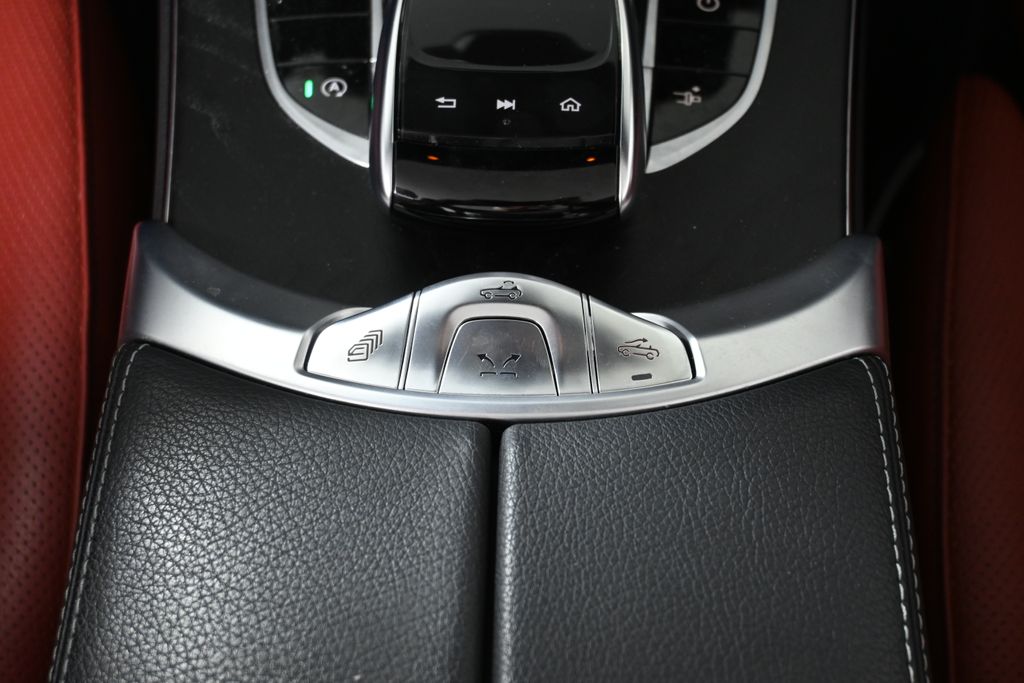 2023 Mercedes-Benz C-Class C 300 30