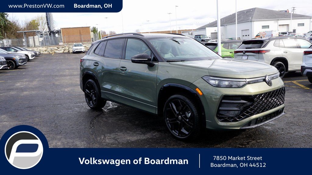 2026 Volkswagen Tiguan 2.0T SE R-Line Black