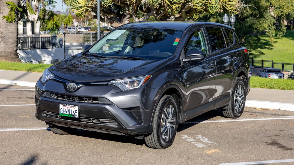 Used 2018 Toyota RAV4 LE 4D Sport Utility