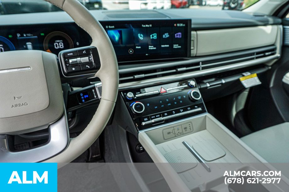 Used 2026 Silver Hyundai SEL image 35