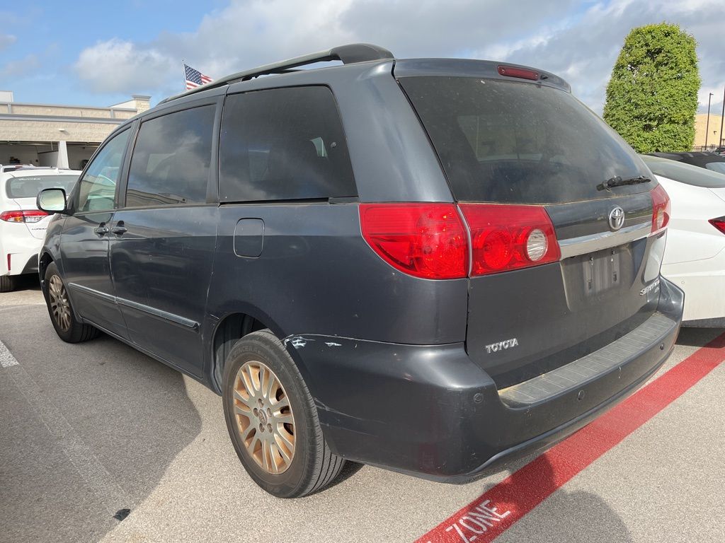2007 Toyota Sienna XLE 4