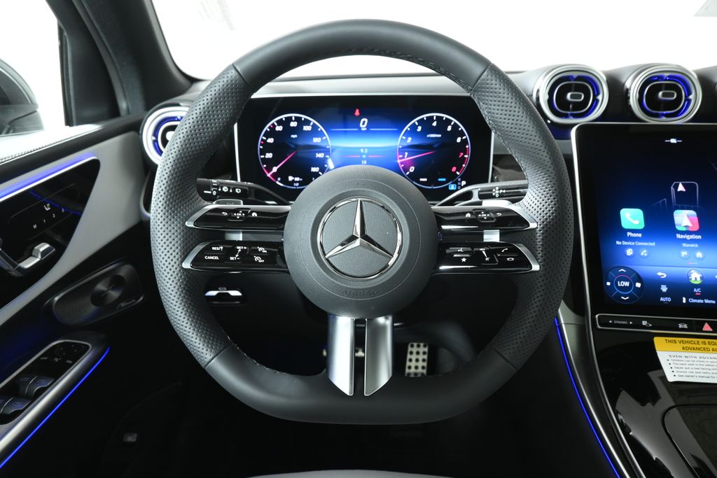 2025 Mercedes-Benz GLC 300 14