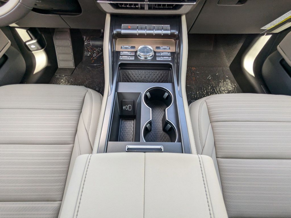 2025 Lincoln Nautilus Hybrid Reserve