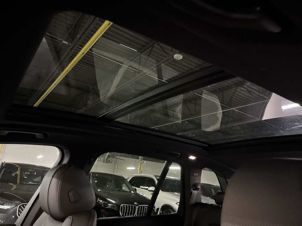 Thumbnail: 2026 BMW X5 - 22