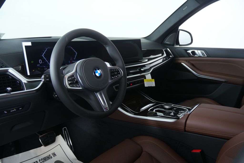 Thumbnail: 2026 BMW X5 - 13