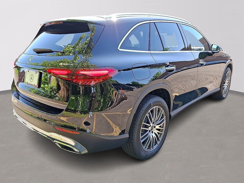 Thumbnail: 2025 Mercedes-Benz GLC - 3