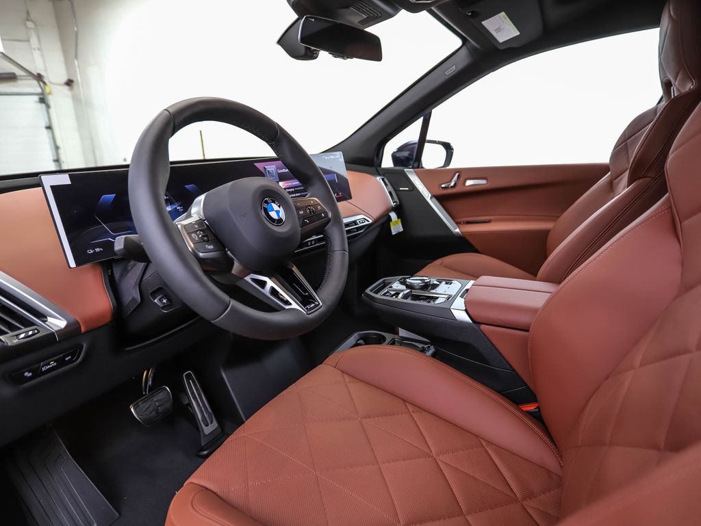 Thumbnail: 2026 BMW iX - 10