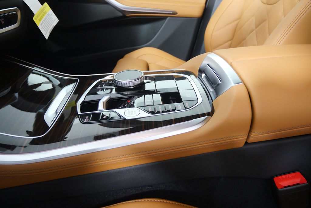 Thumbnail: 2026 BMW X5 - 22