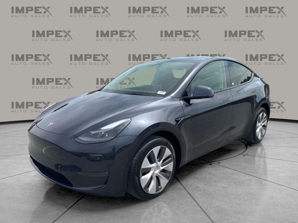 2024 Tesla Model Y Long Range Dual Motor All-Wheel Drive's photo