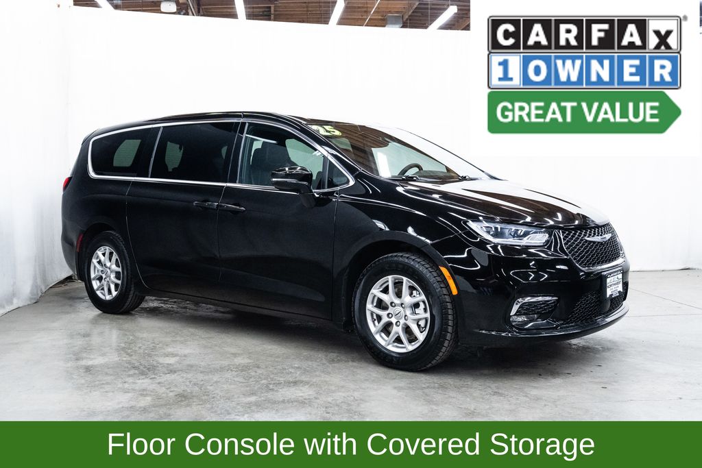 Diamond Black Crystal Pearlcoat 2025 Chrysler Pacifica Select FWD Minivan Front-Wheel Drive 9-Speed Automatic