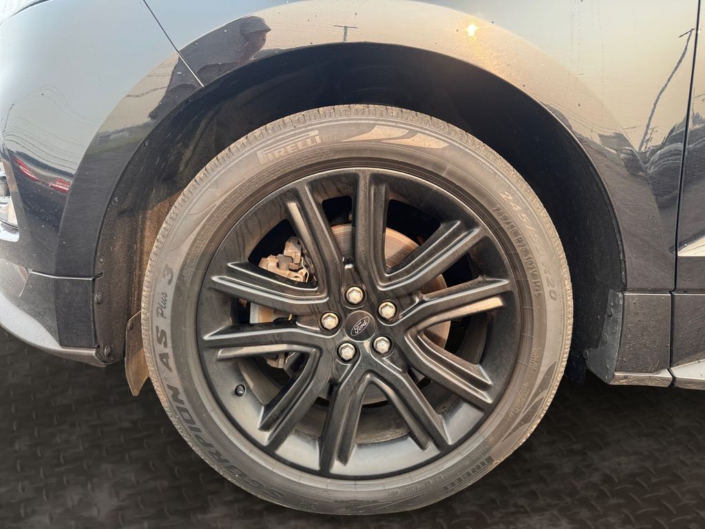 2020 Ford Edge ST Line Black at Luther Ford