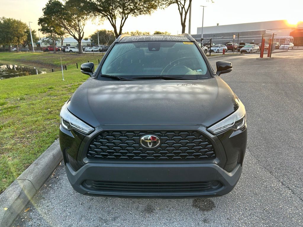 Thumbnail: 2022 Toyota Corolla Cross - 8