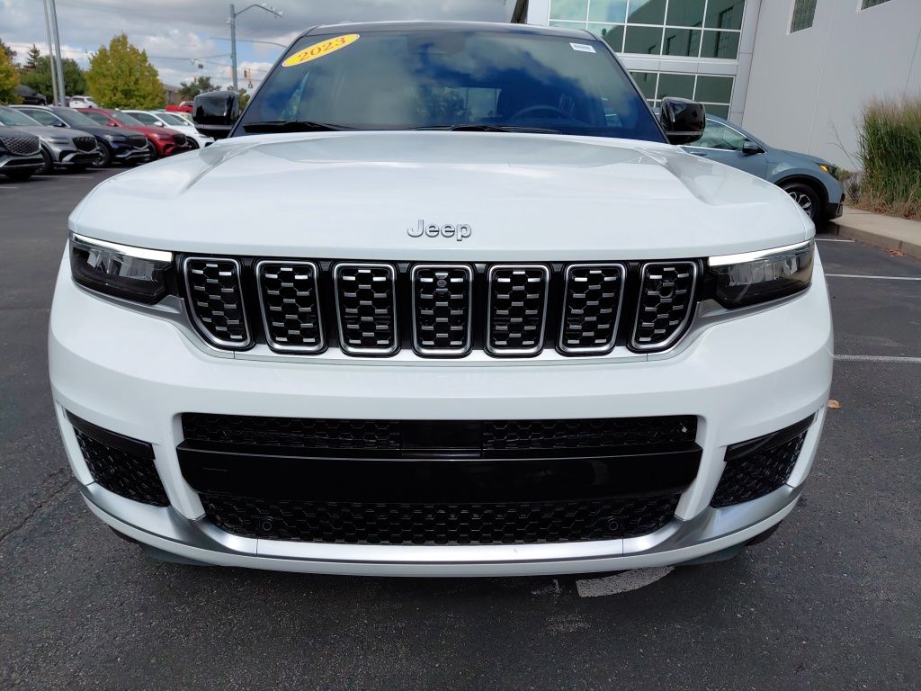 Thumbnail: 2023 Jeep Grand Cherokee L - 3