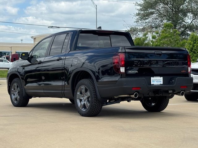 2025 Honda Ridgeline TrailSport Black at Classic Honda Galveston