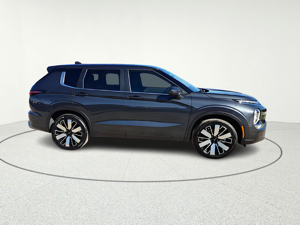 2026 Mitsubishi Outlander SE - 7