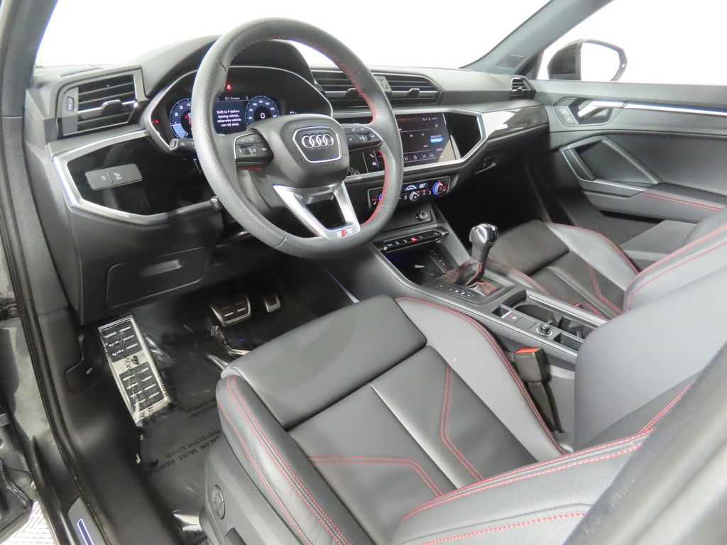 Thumbnail: 2025 Audi Q3 - 29