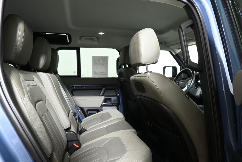 Thumbnail: 2020 Land Rover Defender - 26
