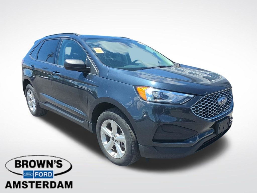 2023 Ford Edge SE - 0