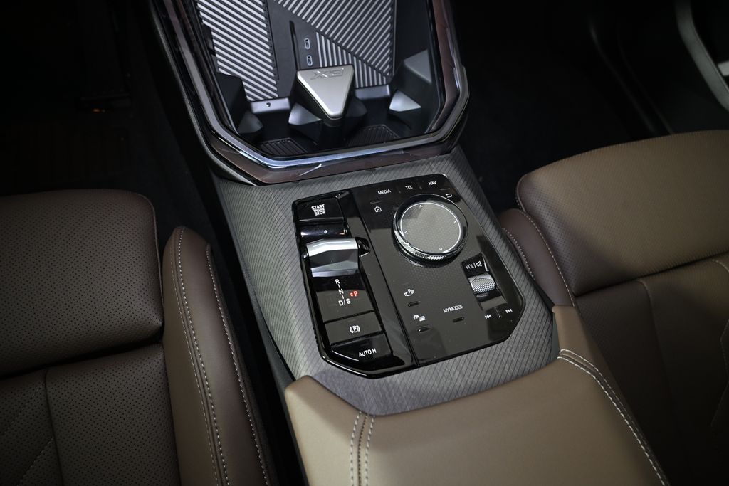 Thumbnail: 2026 BMW X3 - 19