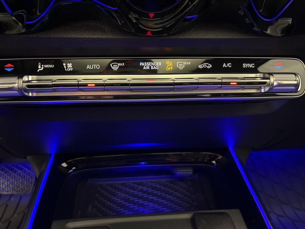 Thumbnail: 2026 Mercedes-Benz GLB - 21