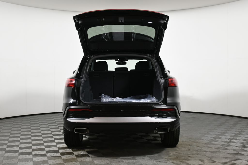 Thumbnail: 2025 Audi Q5 - 29