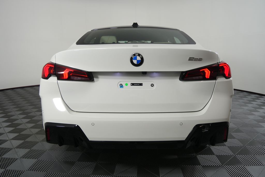 Thumbnail: 2026 BMW 2 Series - 4