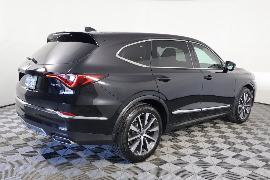 Thumbnail: 2026 Acura MDX - 4