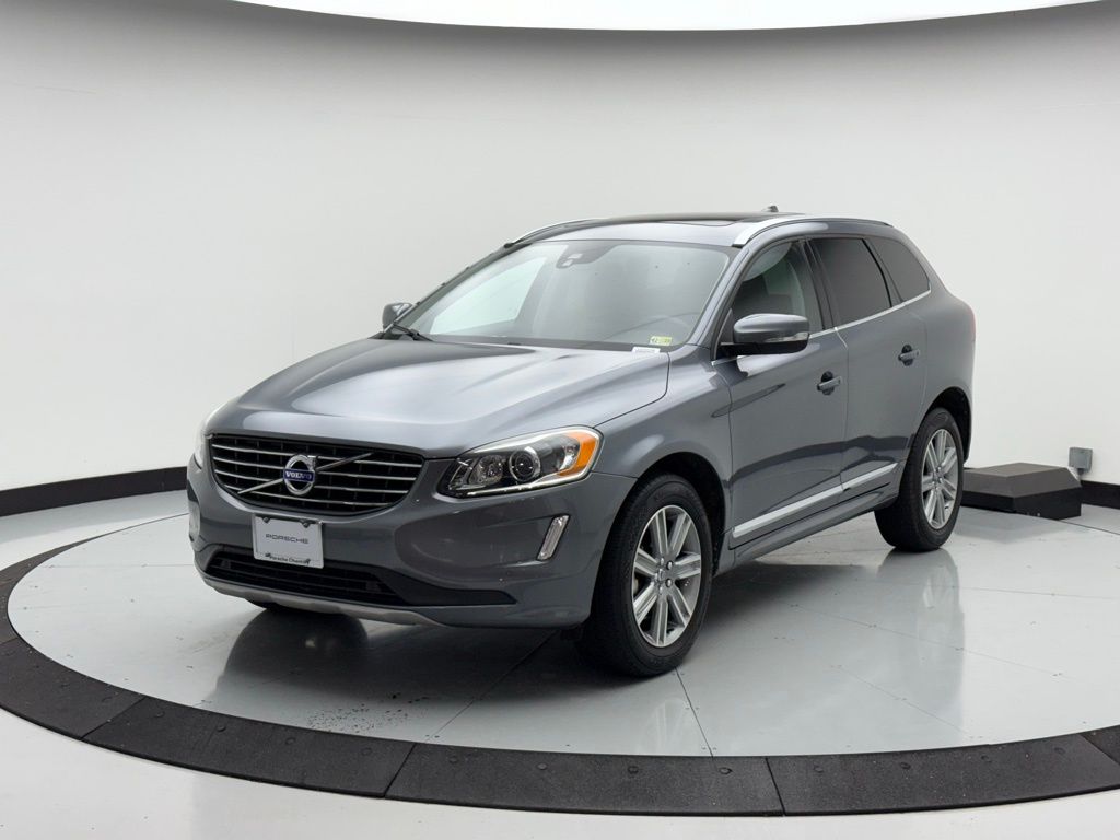 2017 Volvo XC60 T5 Inscription -
                Chantilly, VA