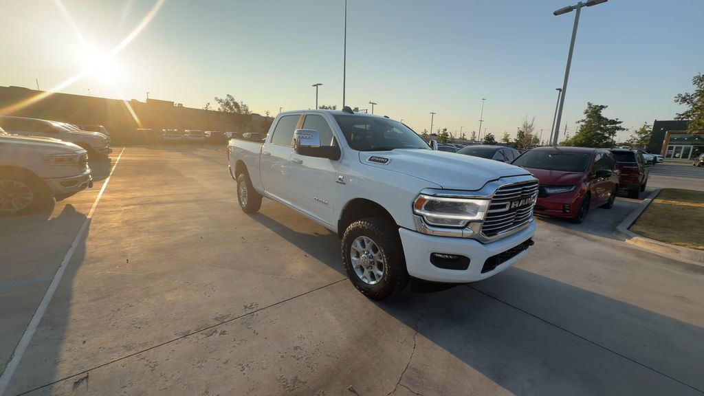  2024 RAM 2500 Laramie Crew Cab 4WD   