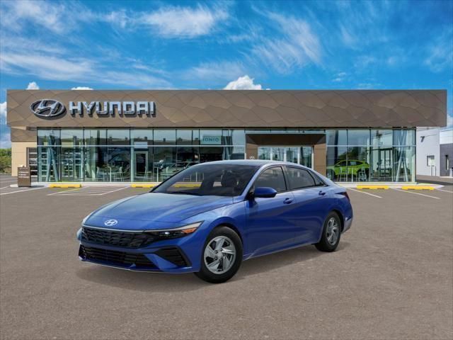 Intense Blue 2026 Hyundai Elantra SE FWD Sedan Front-Wheel Drive Continuously Variable Transmission