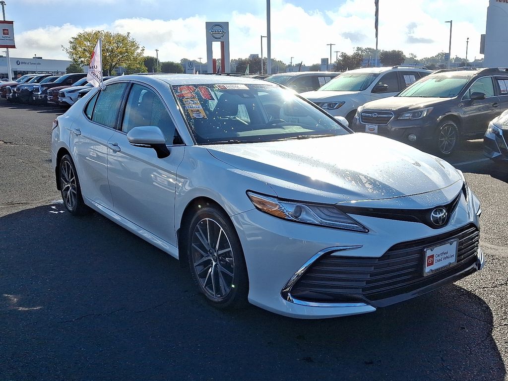 Thumbnail: 2021 Toyota Camry - 3