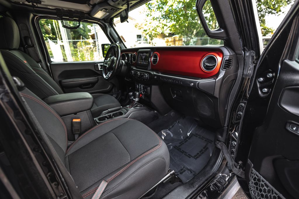 2020 Jeep Wrangler Unlimited Unlimited Rubicon thumbnail 28