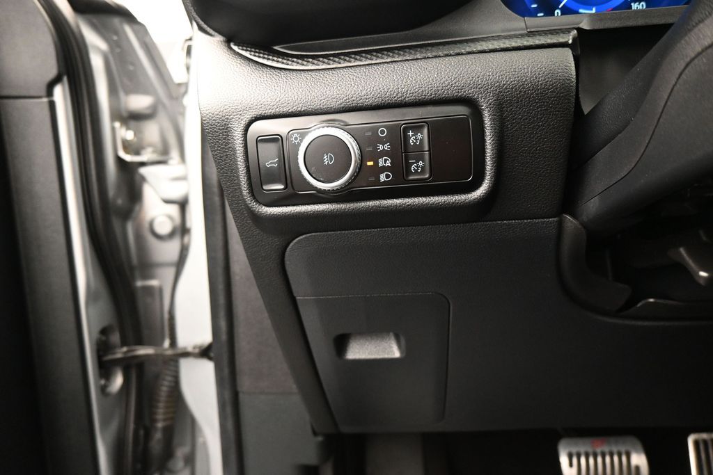 2023 Ford Explorer ST - Photo 34