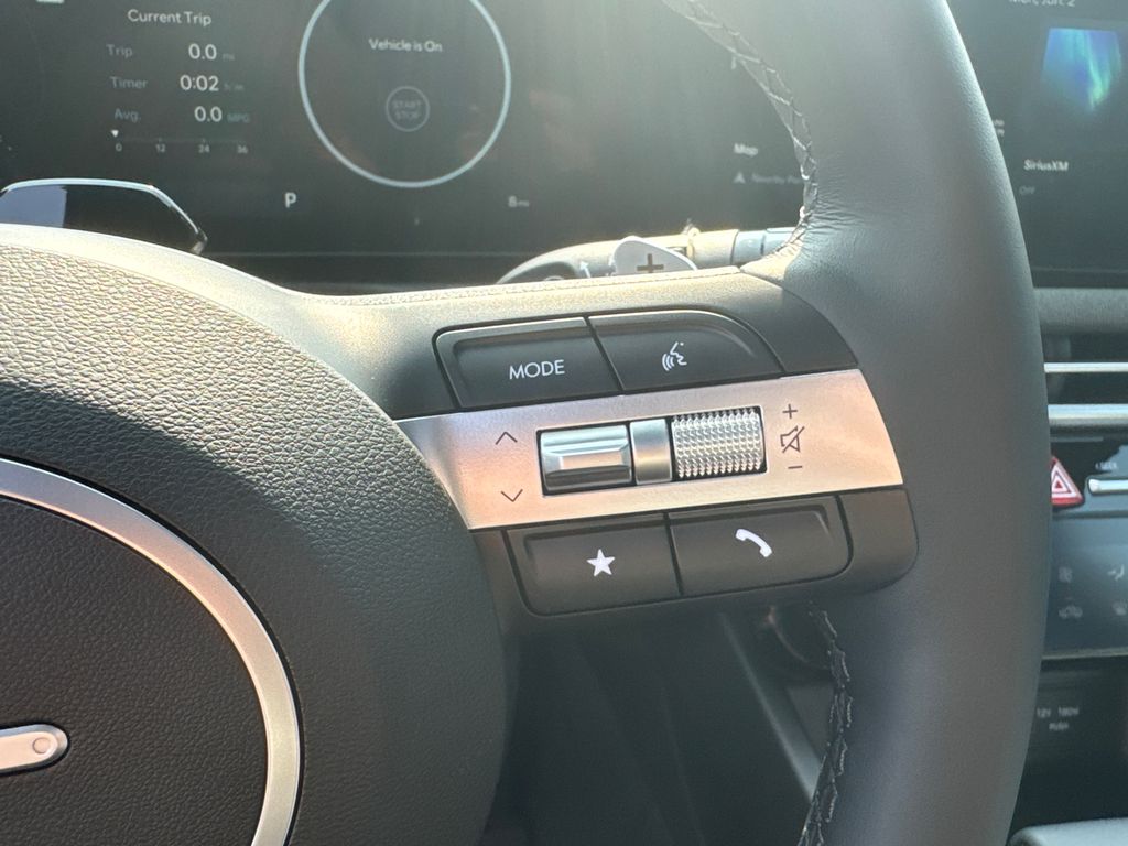 2025 Hyundai Santa Cruz Limited photo 13