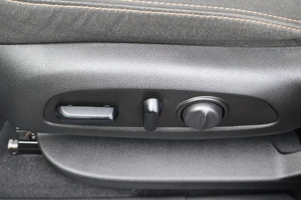 Thumbnail: 2019 GMC Terrain - 15