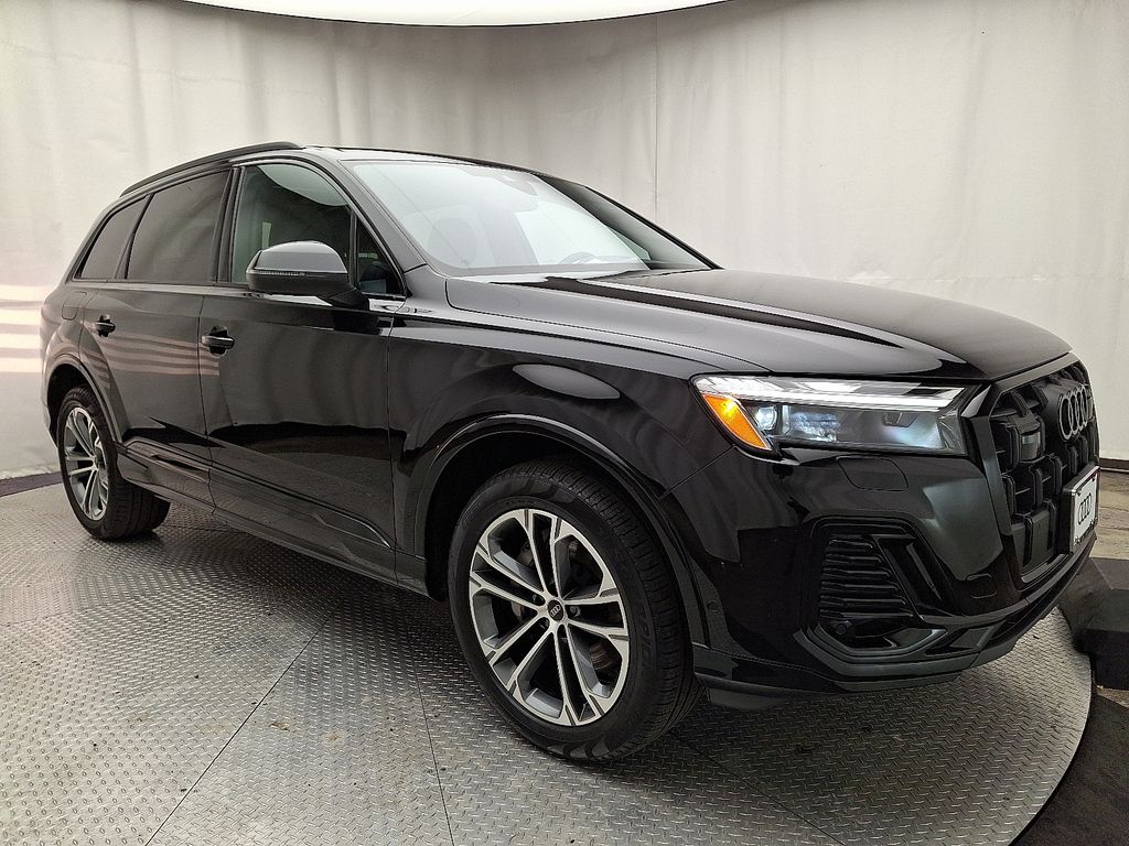 Thumbnail: 2026 Audi Q7 - 2