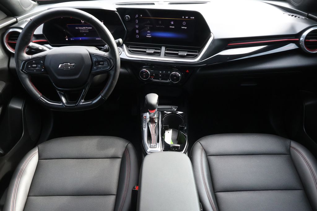 Thumbnail: 2024 Chevrolet Trax - 15