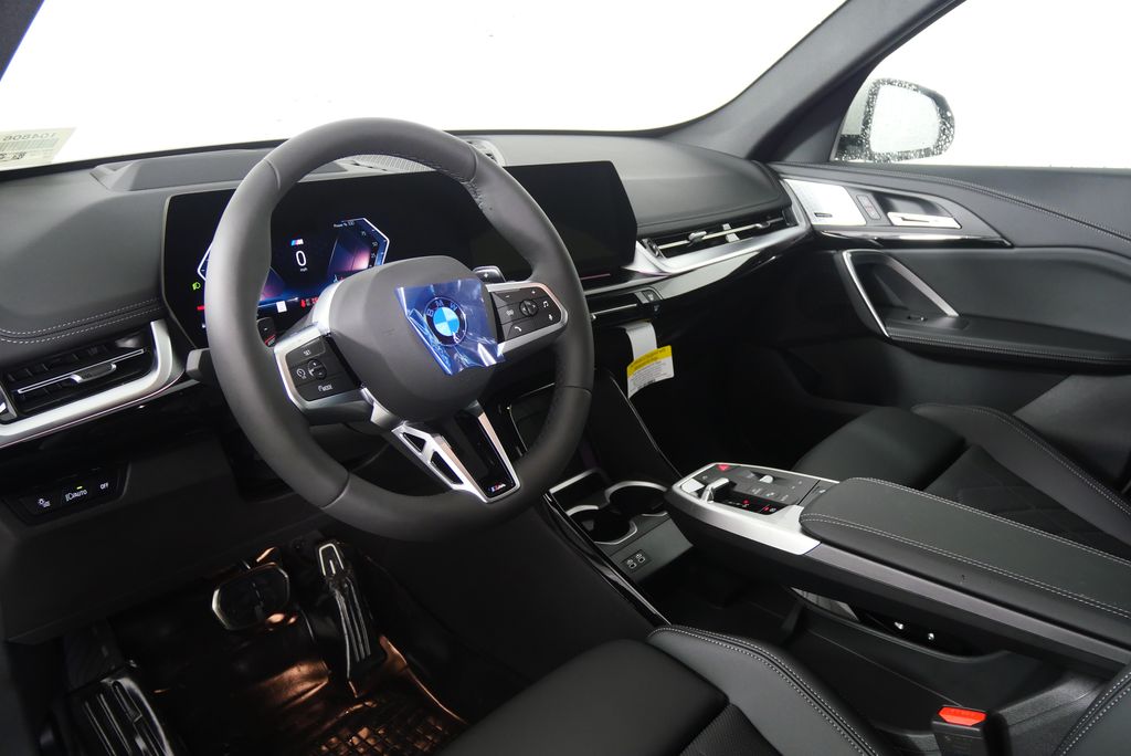 2025 BMW X1 xDrive28i 13