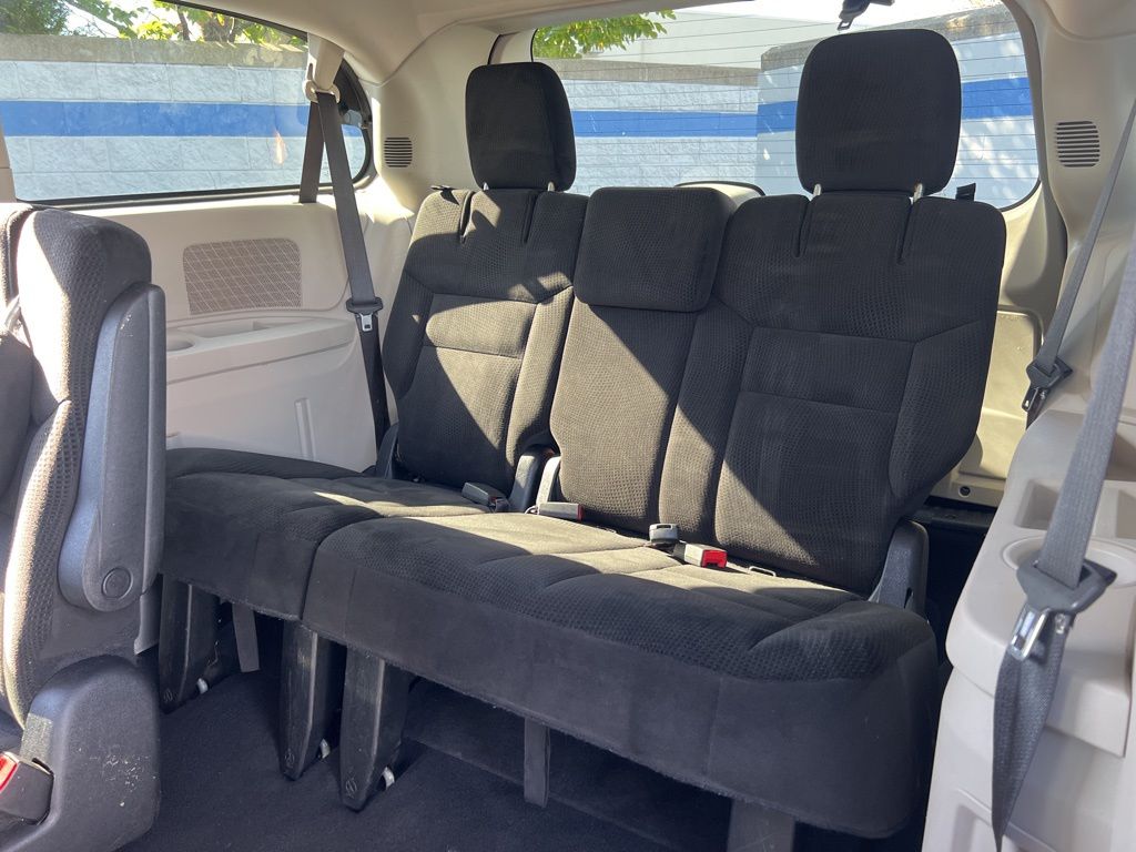Thumbnail: 2016 Dodge Grand Caravan - 22