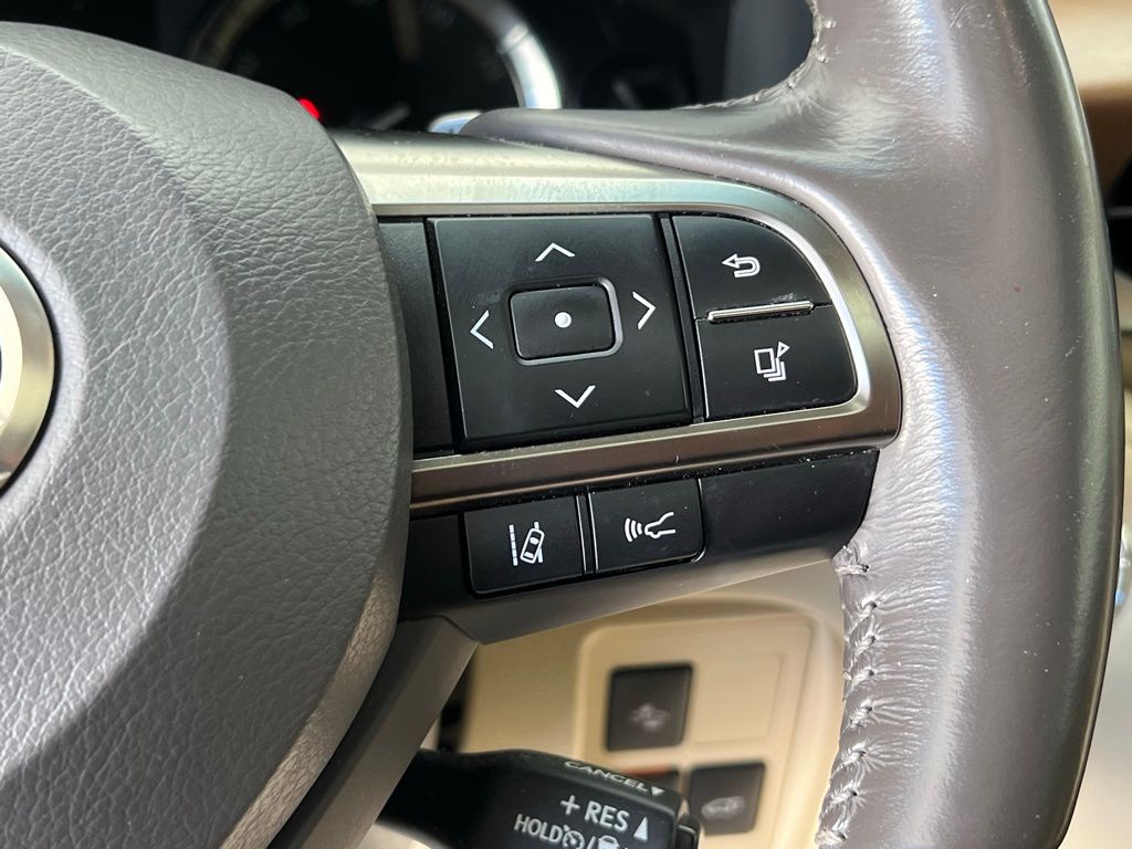 Thumbnail: 2016 Lexus LX - 8