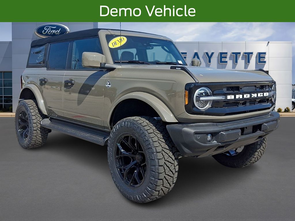 2026 Ford Bronco Outer Banks