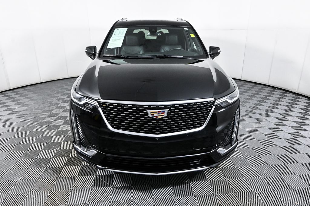 2023 Cadillac XT6 Premium Luxury 2