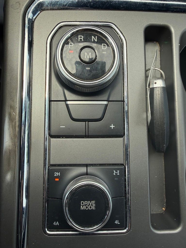 Certified Used 2018 Gray Ford XLT image 20