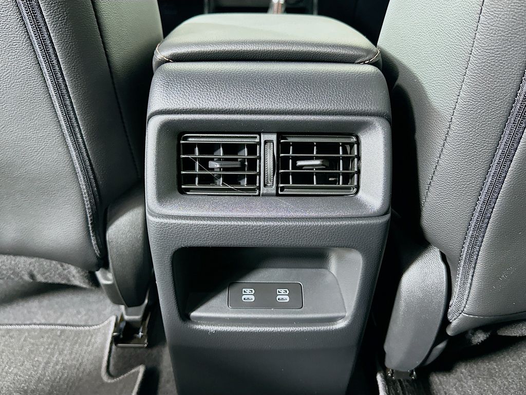 Thumbnail: 2026 Honda CR-V - 17