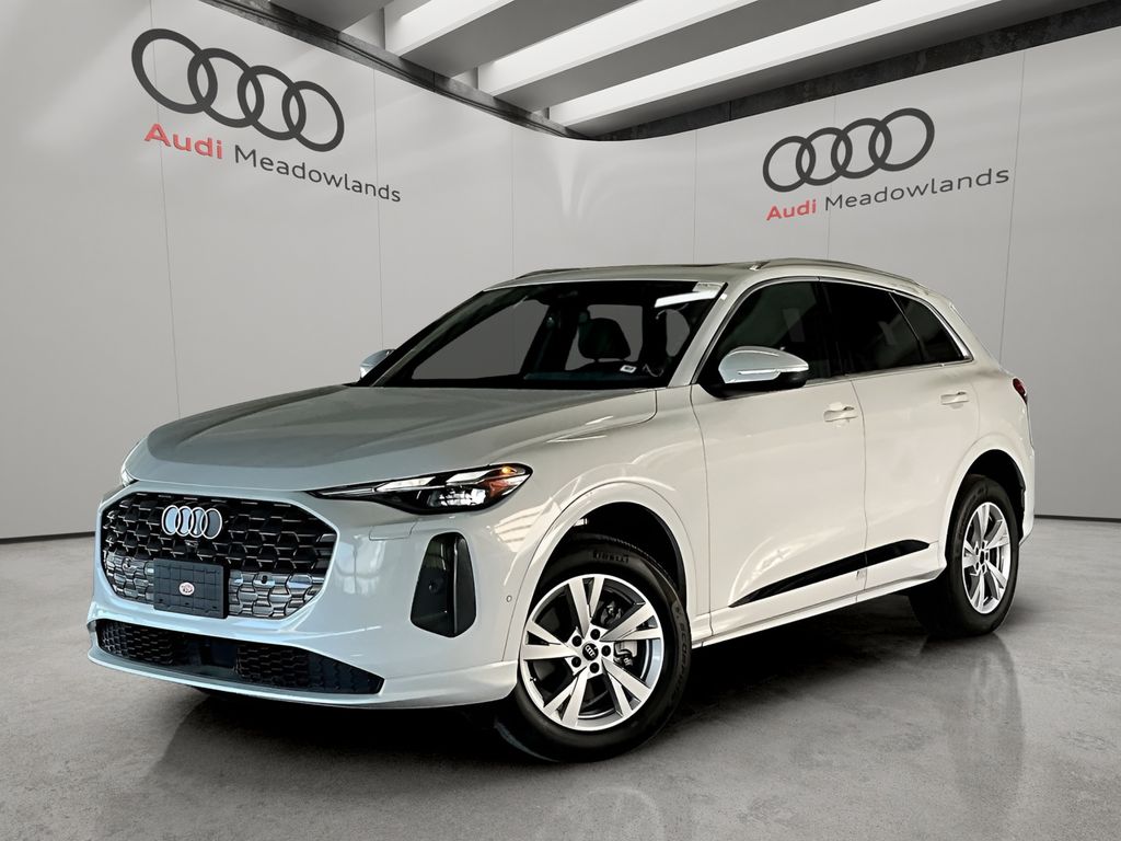 Glacier White Metallic 2026 Audi Q5 SUV / Crossover All-Wheel Drive 7-Speed Automatic