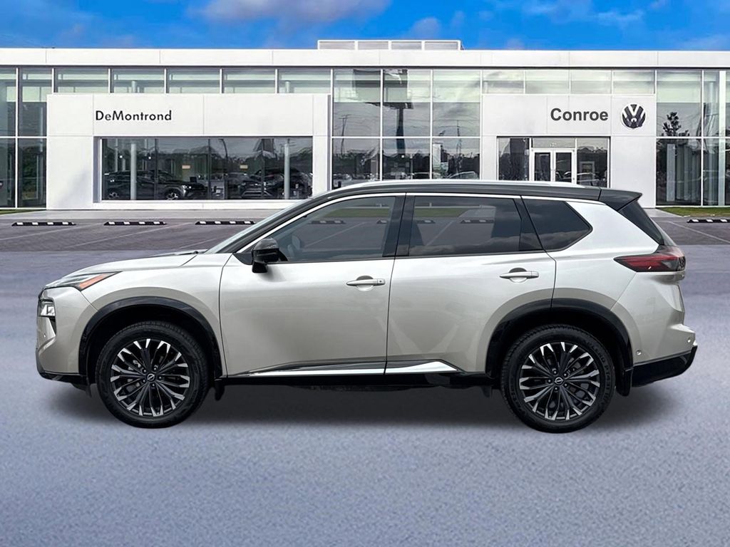 2024 Nissan Rogue Platinum Gold at Toyota of Victoria