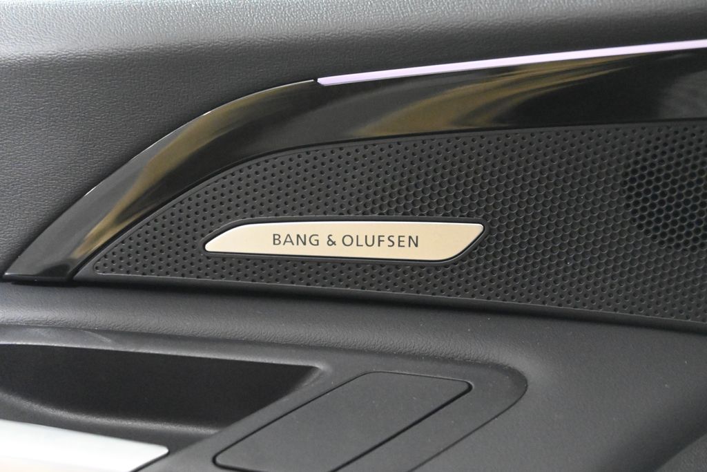 Thumbnail: 2025 Audi Q5 - 24