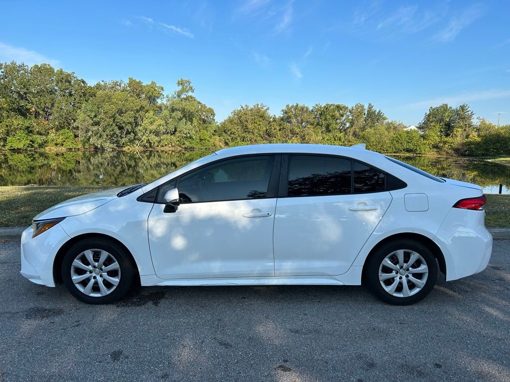 Thumbnail: 2024 Toyota Corolla - 2