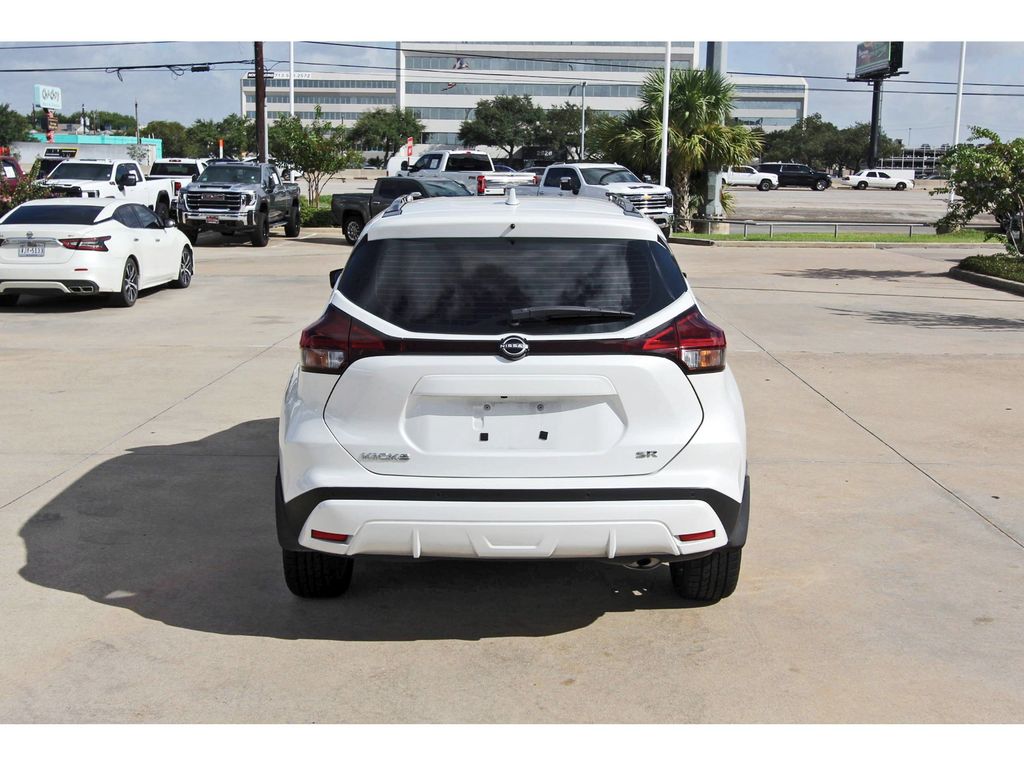 2023 Nissan Kicks SR White at Central Houston Nissan